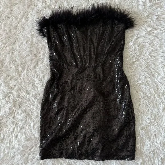 Windsor Black Sequins Strapless Corset Mini Dress with Feather Neckline Size L - Picture 7 of 9